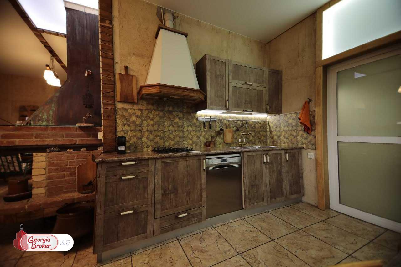 ქირავდება ახალი გარემონტებული 5 ოთახიანი სახლი ქოშიგორაზე