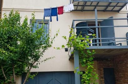 იყიდება ახალი გარემონტებული 7 ოთახიანი სახლი წყნეთში