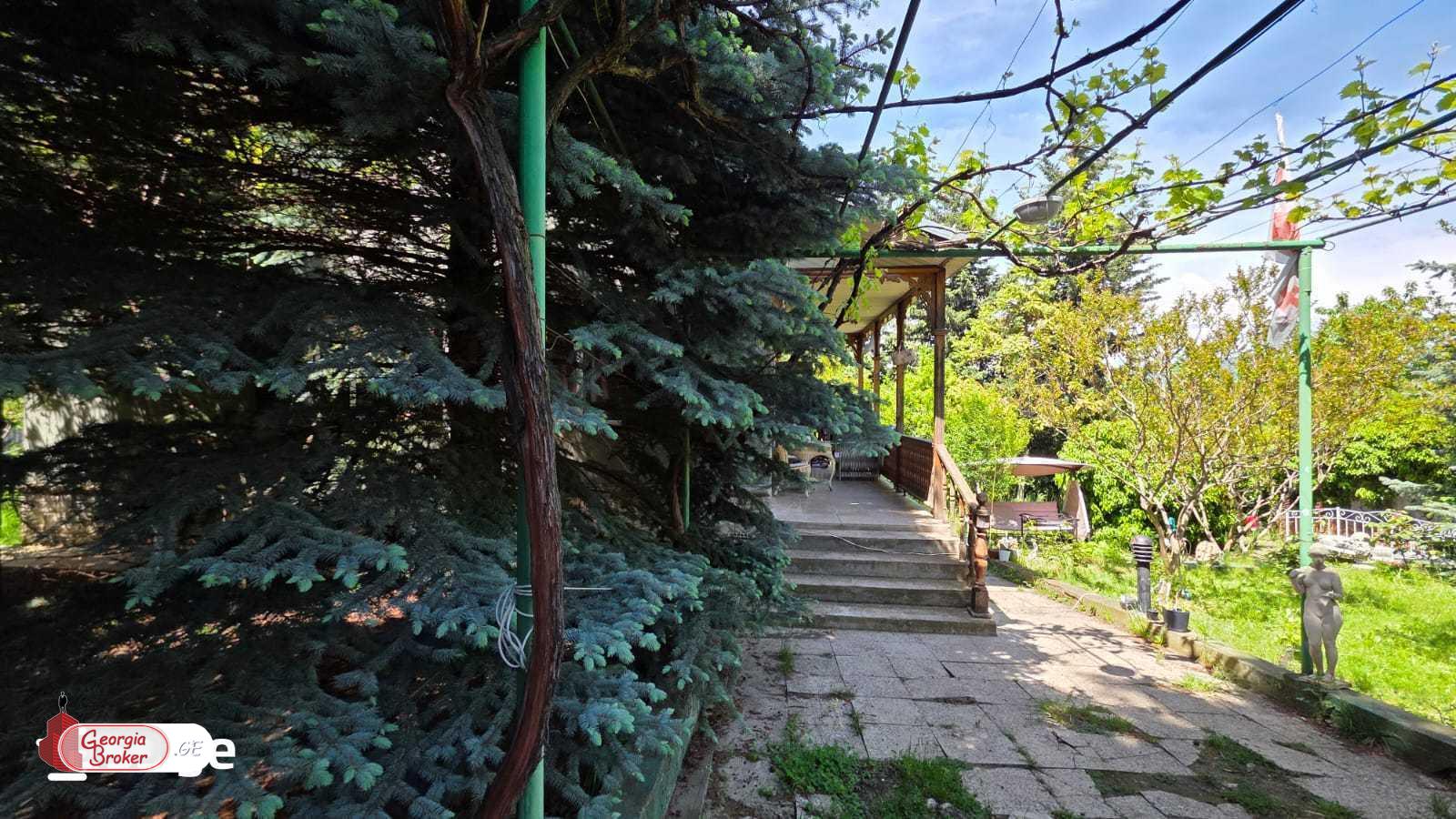 იყიდება ახალი გარემონტებული 5 ოთახიანი  აგარაკი წეროვანის აგარაკებზე