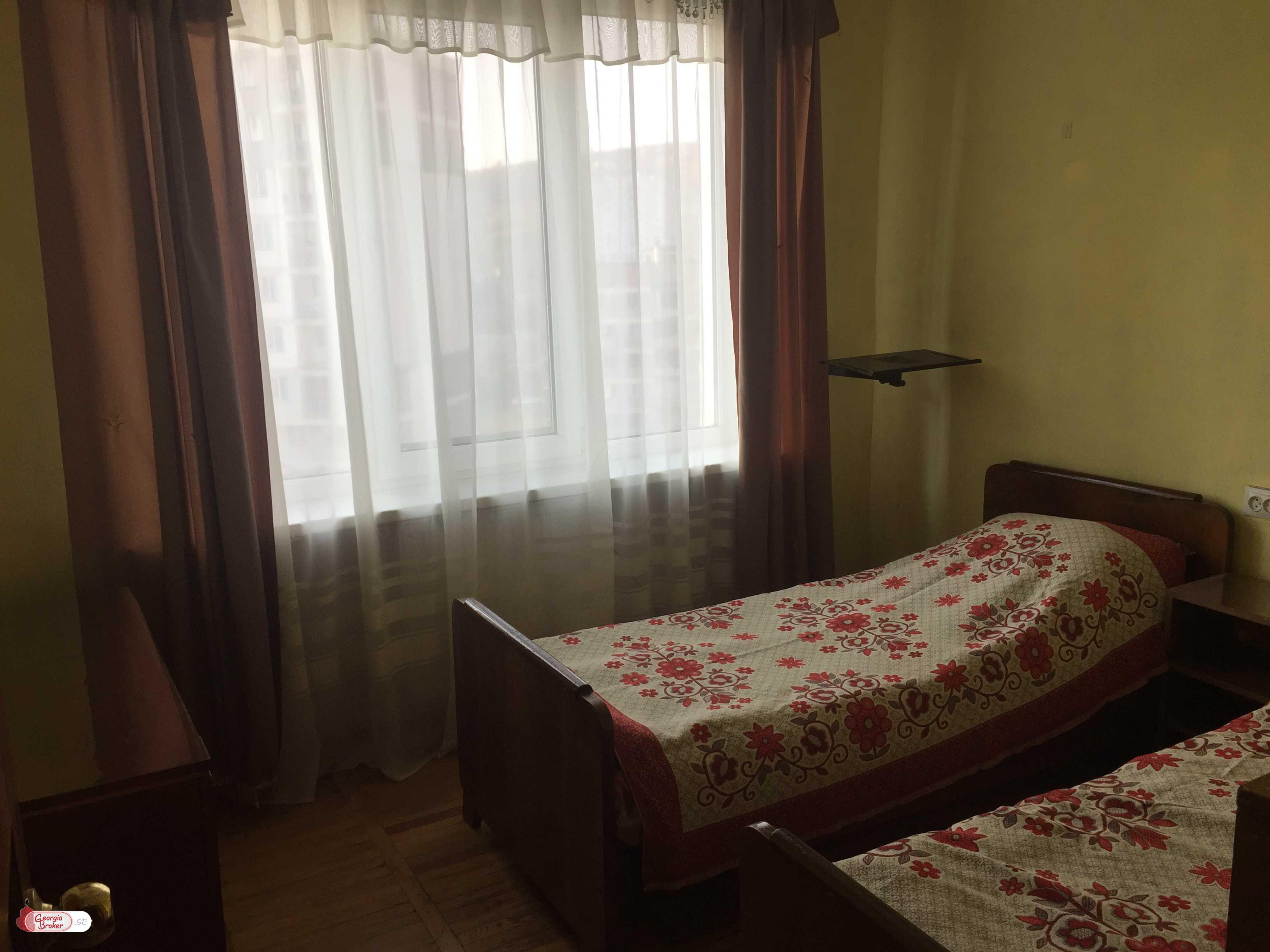 nearly repaired 4-room apartment for sale