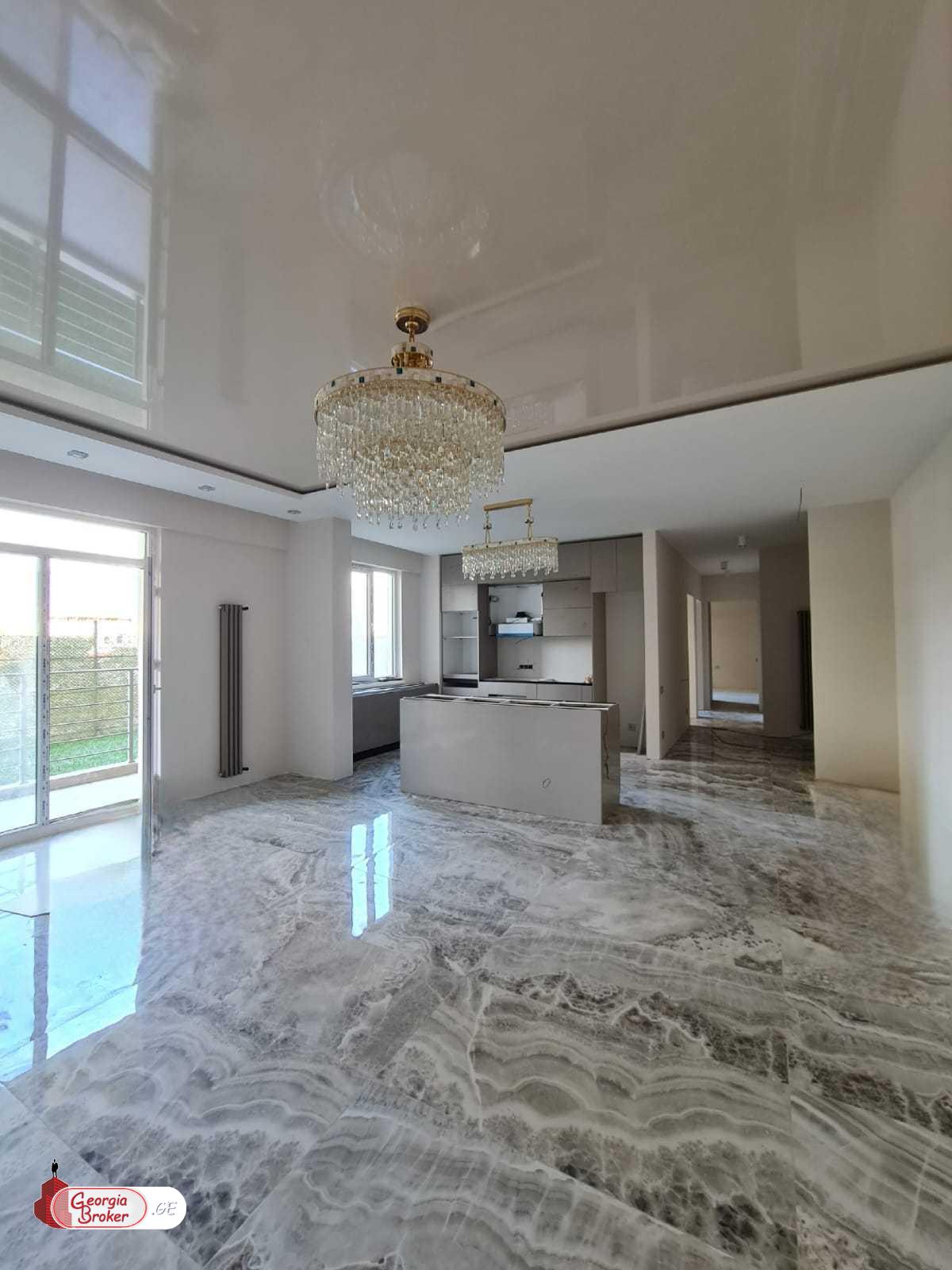 იყიდება ახალი გარემონტებული 4 ოთახიანი ბინა