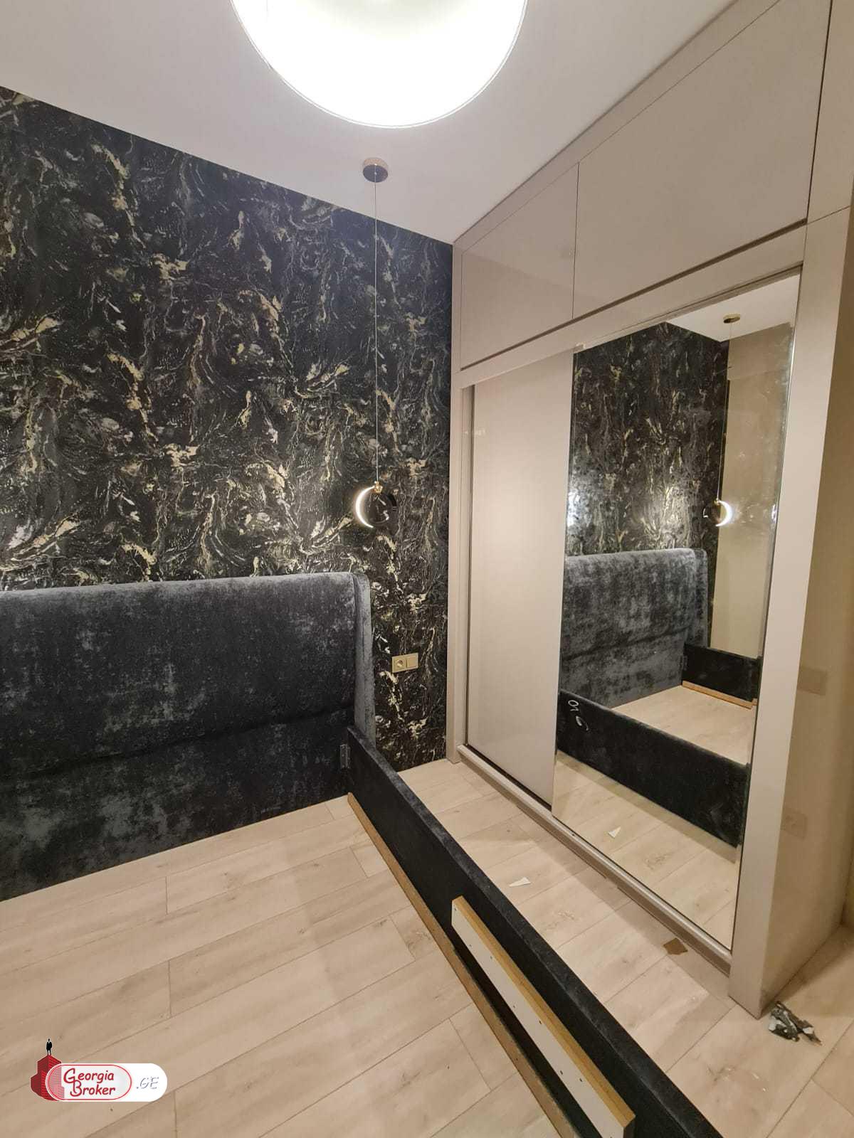 იყიდება ახალი გარემონტებული 4 ოთახიანი ბინა